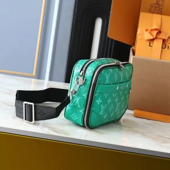 Louis Vuitton Camera bag Green Monogram crossbody