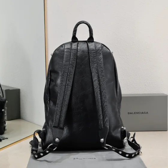 Balenciaga Le Cagole Sac à dos Metal Logo Studded Noir Sac à dos