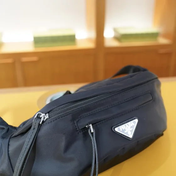 Prada Re-Nylon And Saffiano Skinn Belt Bag Sort Belt Bag