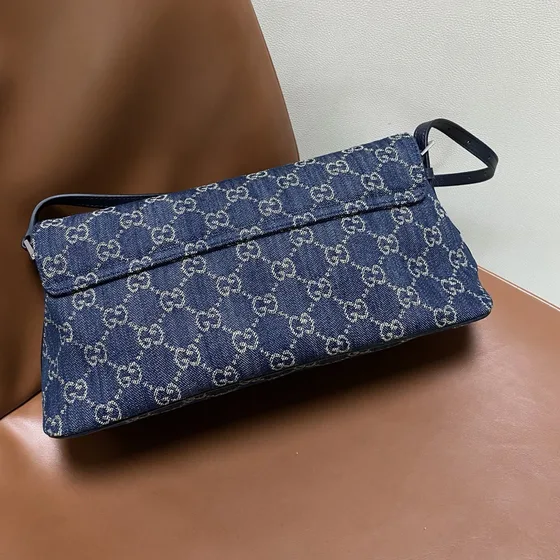 Gucci Madison Denim أزرق 31cm Shoulder Bag