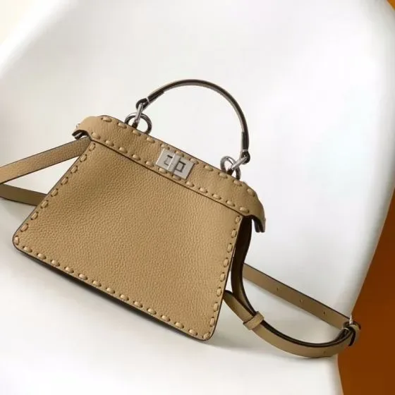 Fendi Peekaboo Iseeu Small Selleria Beige Top Handle