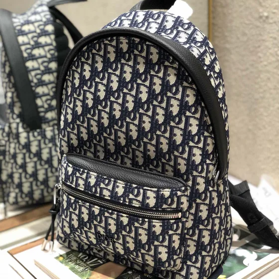 Dior Dior Explorer Backpack สีน้ำเงินเข้ม สีฟ้า/สีครีม Backpack