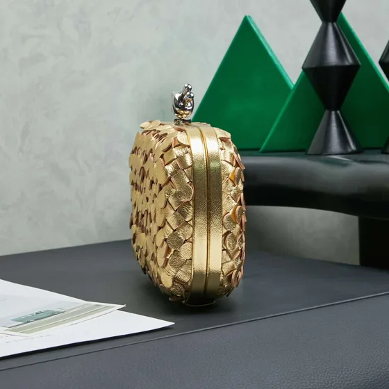 Bottega Veneta Knot Клатч Золотистый Клатч