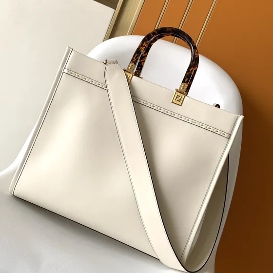 Fendi Sunshine Shopper Tote White Tote Bag