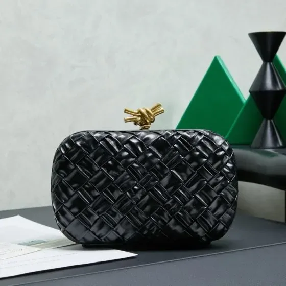 Bottega Veneta Intreccio Knot Clutch Black Clutch