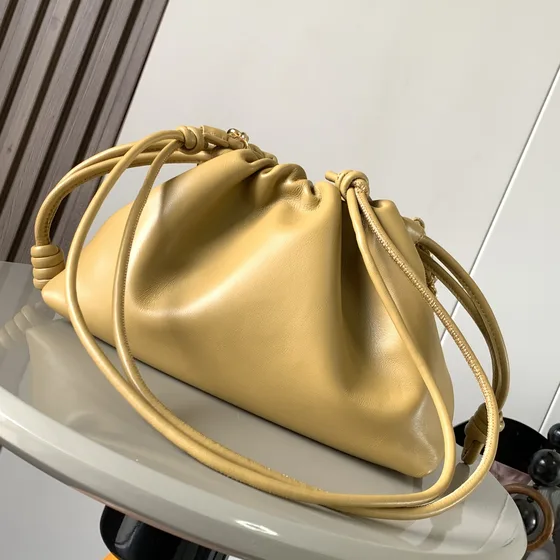Loewe Flamenco Purse Beige Borsa a spalla