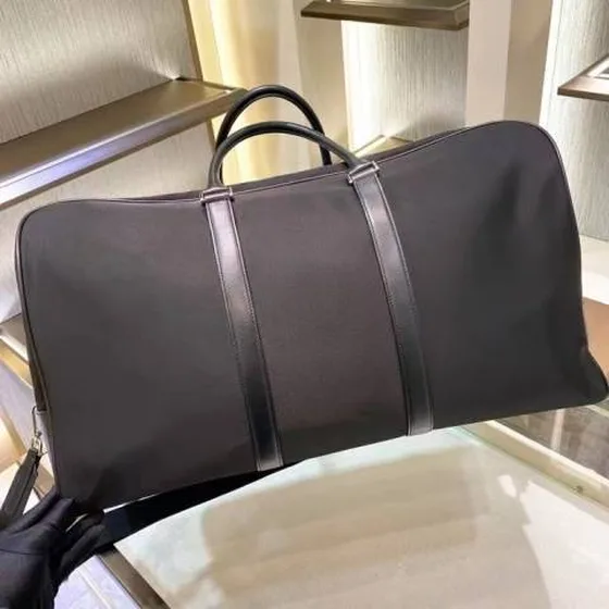 Prada Sort travel