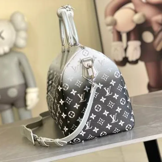Louis Vuitton Keepall Bandouli re 45 Monogram Giant Reverse 45x27x20cm travel