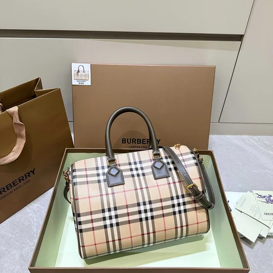 Burberry Check And جلد Bowling Bag بيج/بني Top Handle