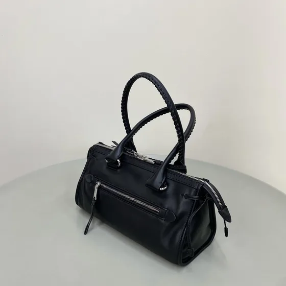 Miu Miu Couro Top-Handle Bag Preto Alça superior