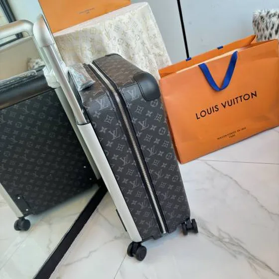 Louis Vuitton maleta Negro Monogram travel