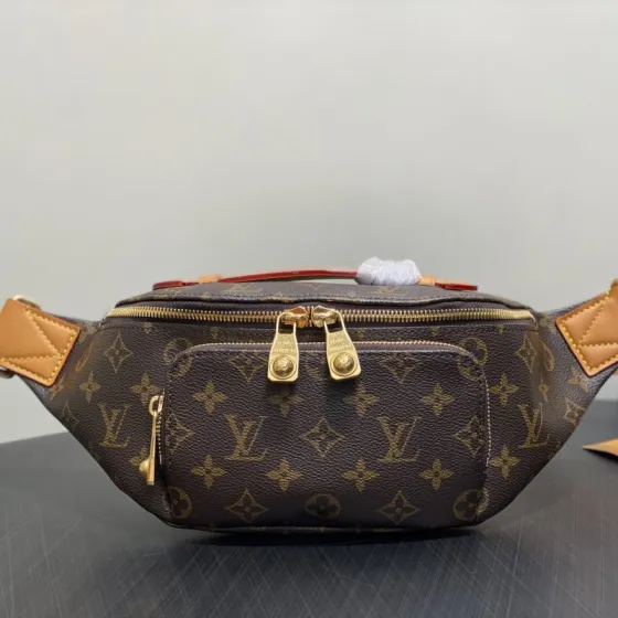Louis Vuitton M14019 Monogram 15 x 8 x 30 everyday