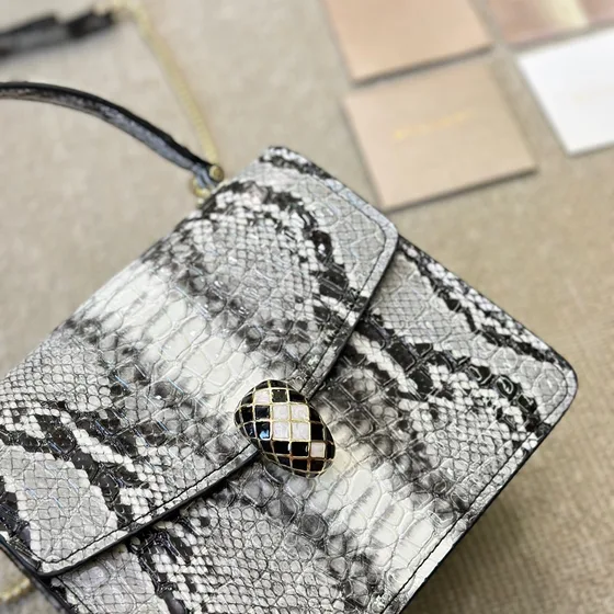 Bvlgari Serpenti Forever Alça superior Python Pattern Preto Branco Alça superior