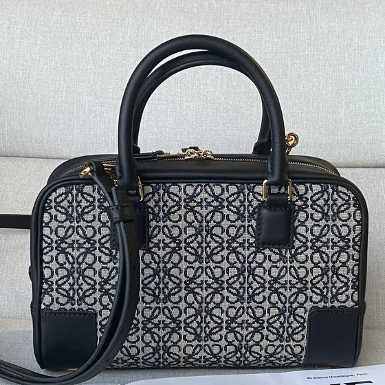 Loewe Amazona Bag Hitam/Gray Top Handle