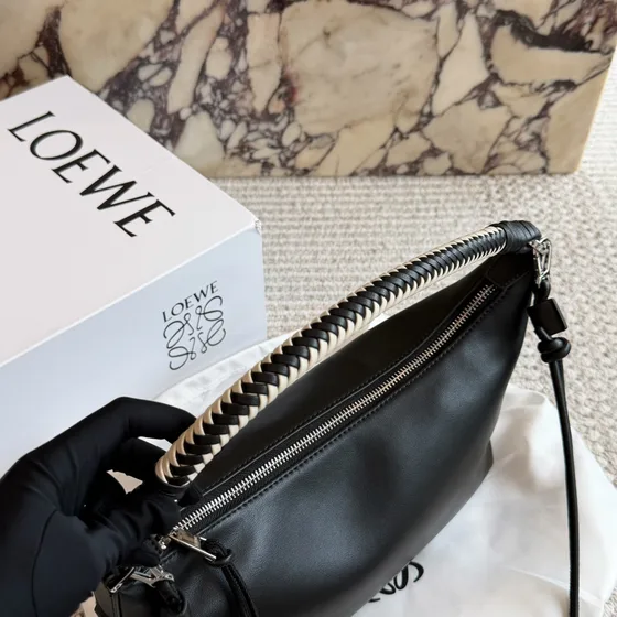 Loewe Small Cubi Sac bandoulière Noir Hobo