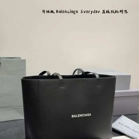 Balenciaga Everyday Tote Black Tote Bag