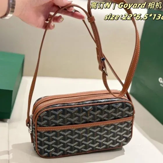 Goyard Cap Vert Camera Bag Black Brown 22 6 5 13cm Crossbody