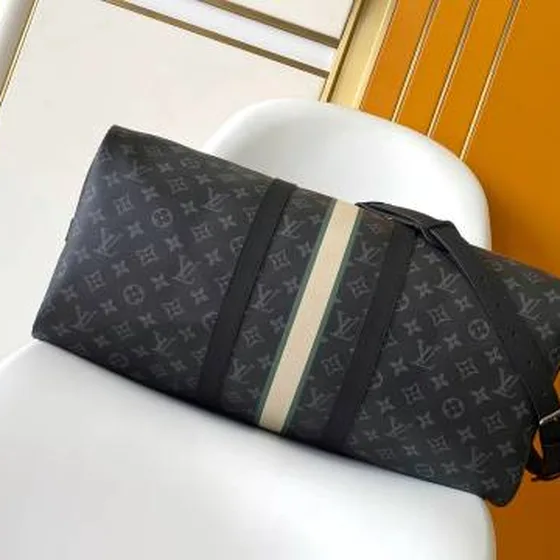 Louis Vuitton Keepall Bandouli re 50 Monogram Eclipse 50 travel