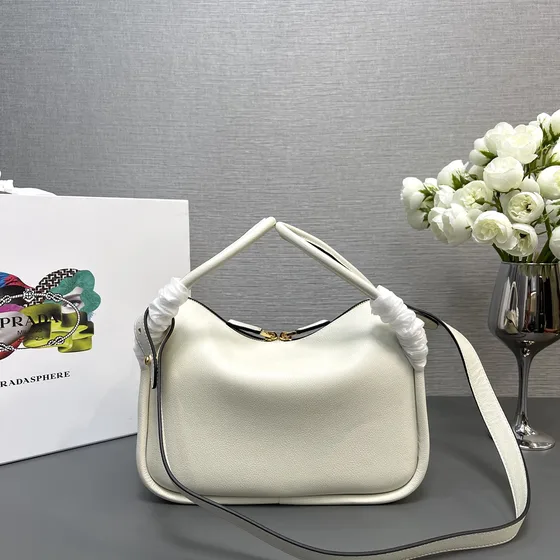Prada Branco Hobo