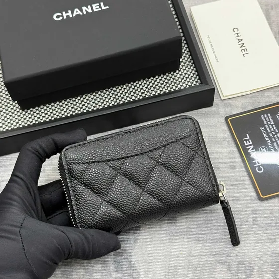 Chanel Classic Zipped Coin Purse Sort Card Holder