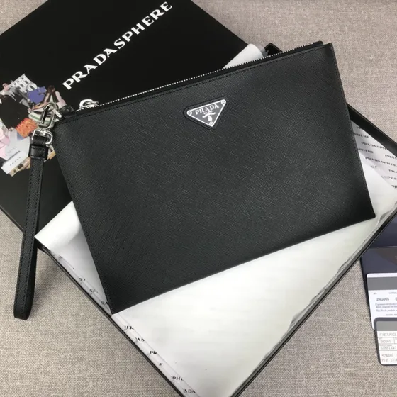 Prada Saffiano Couro Document Holder Preto Clutch