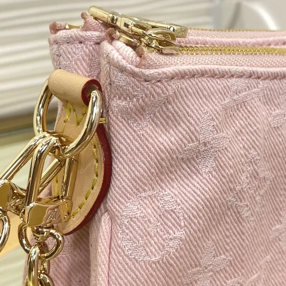 Louis Vuitton Liv Pochette Wisteria Pembe Crossbody