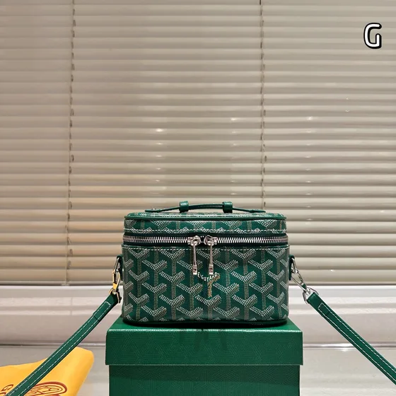 Goyard Muse Vanity Case Серый Crossbody