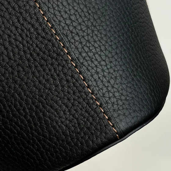 Burberry Tb Borsa a secchiello Nero Crossbody