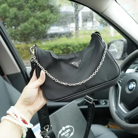 Prada Re-Edition 2005 Black Crossbody