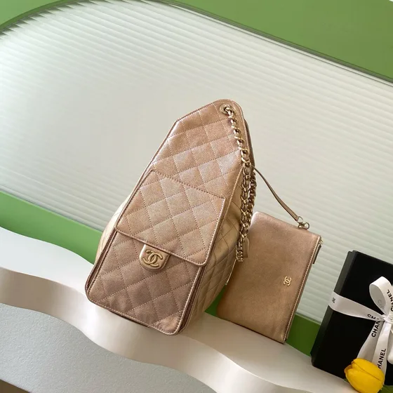Chanel 25 Bag Metallic Rose Gold Hobo