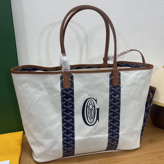 Goyard Saint Louis White With Navy Goyardine Trim Tote Bag