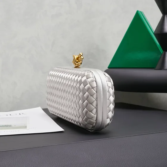 Bottega Veneta Intreccio Silk Knot Riñonera Blanco Riñonera