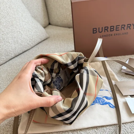 Burberry Vintage Check Estuche Bolso cruzado Beige Check Crossbody