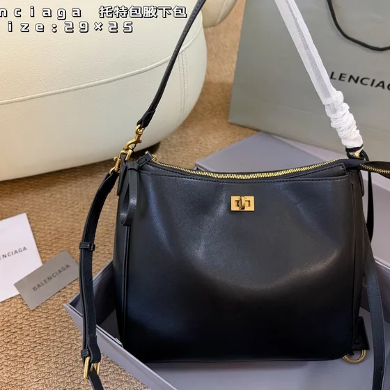 Balenciaga Rodeo Black 29 25 Shoulder Bag