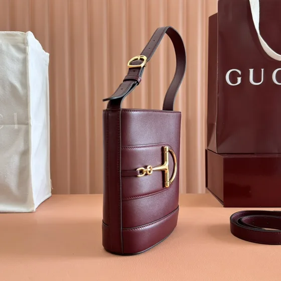 Gucci Gucci Horsebit Soft Small Borsa a spalla Bordeaux Borsa a spalla