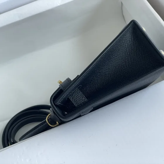 Hermes Mini Kelly Negro Asa superior