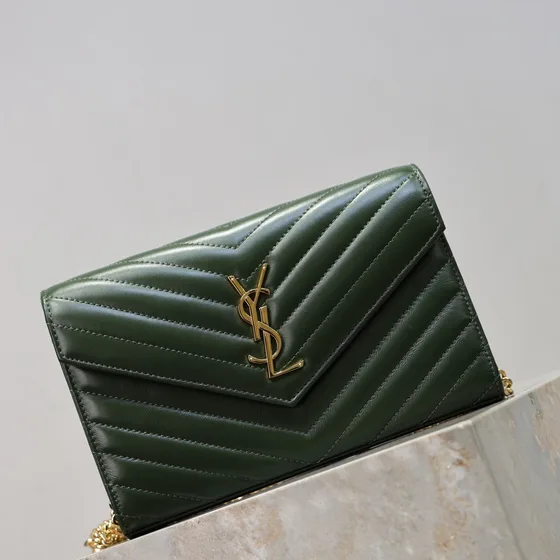 YSL Cassandre Envelope Chain Wallet Dark สีเขียว Woc