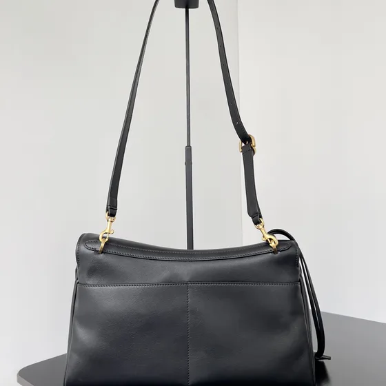 Balenciaga Rodeo Medium Bag สีดำ Shoulder Bag