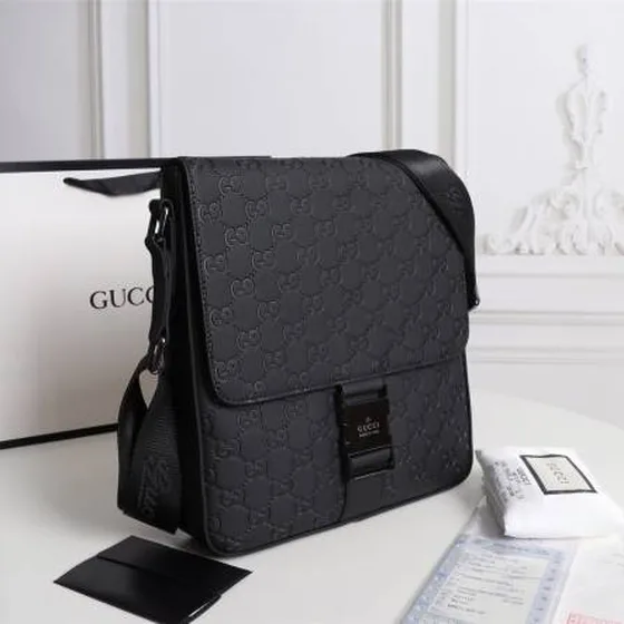 Gucci 33061-2 Hitam Guccissima 25x27x6cm messenger