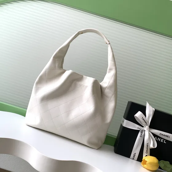 Chanel Hobo Handtasche With Chain Weiß Hobo
