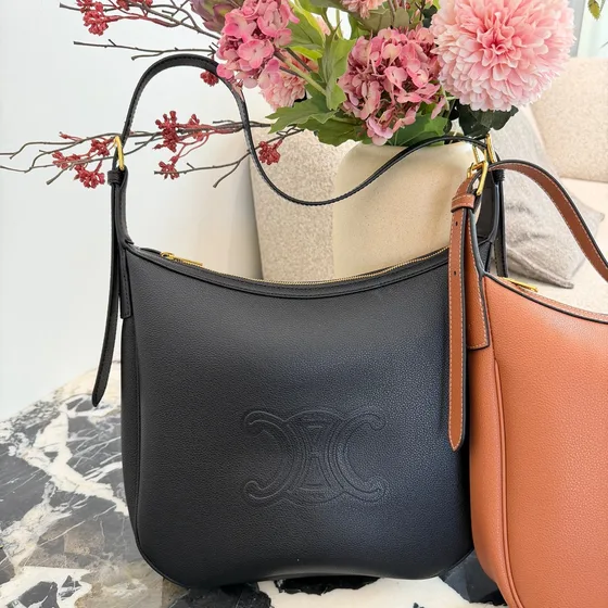Celine Triomphe Hobo Noir/Orange Hobo