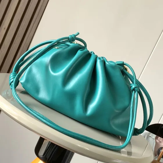 Loewe Flamenco Purse Emerald สีเขียว Shoulder Bag