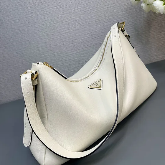 Prada Re-Edition 2005 Leather Shoulder Bag White Hobo