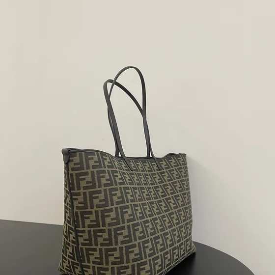 Fendi Ff Tote Brown Tote Bag