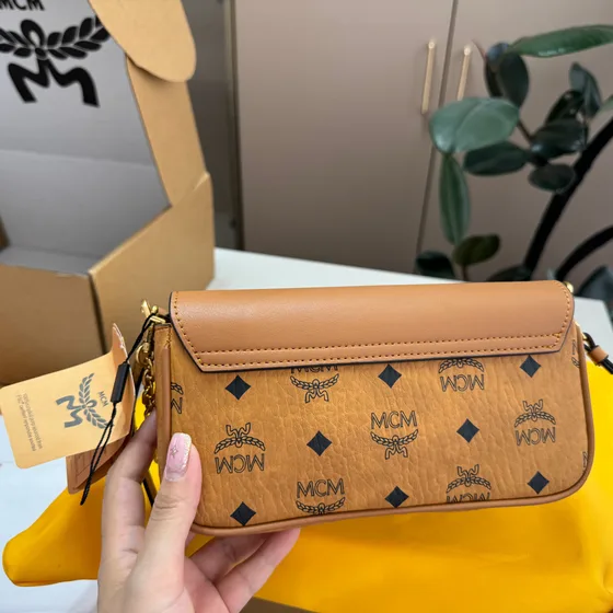 MCM Tracy Crossbody In Visetos Cognac/Marrón Crossbody