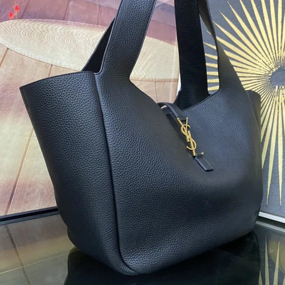 YSL Le 5 À 7 Hobo Bag Schwarz Hobo