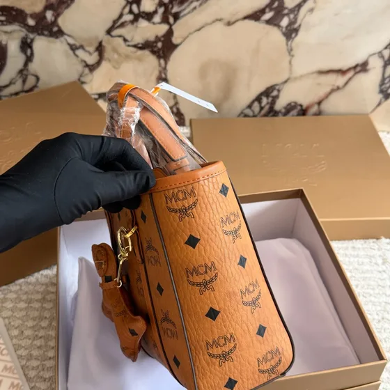 MCM Toni Mini Shopper Cognac Marrone Borsa tote