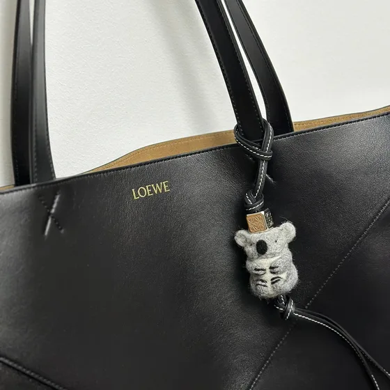 Loewe Koala Charm Grå Etui