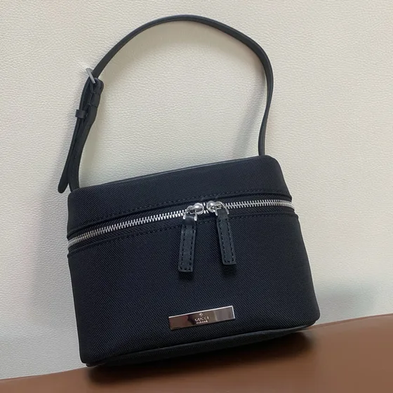 Gucci Vanity Shoulder Bag أسود 16cm Shoulder Bag