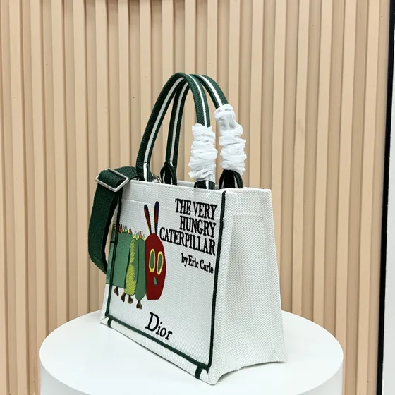 Dior Dior Book Tote (The Very Hungry Caterpillar) Putih Tote Bag